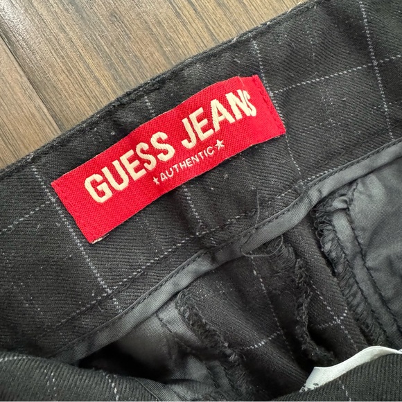Guess Jeans Cropped Pants - Picture 4 of 9